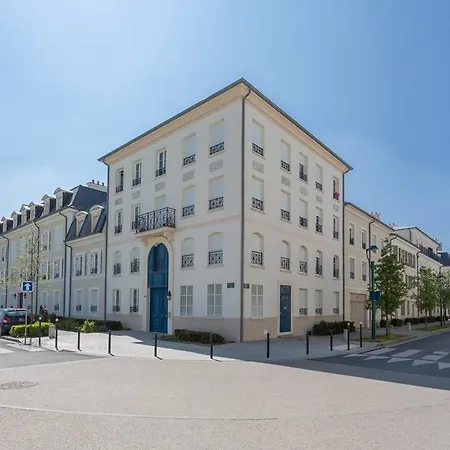 123home-the * Disneyland Paris